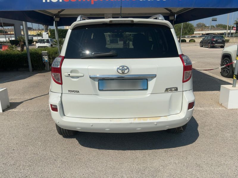 Toyota RAV 4 2.2 D-4D Crossover Exclusive 2012 – снимка 7
