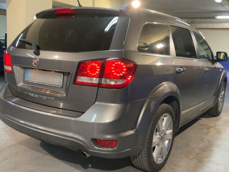 Fiat Freemont 2.0 Multijet Lounge — zdjęcie 6