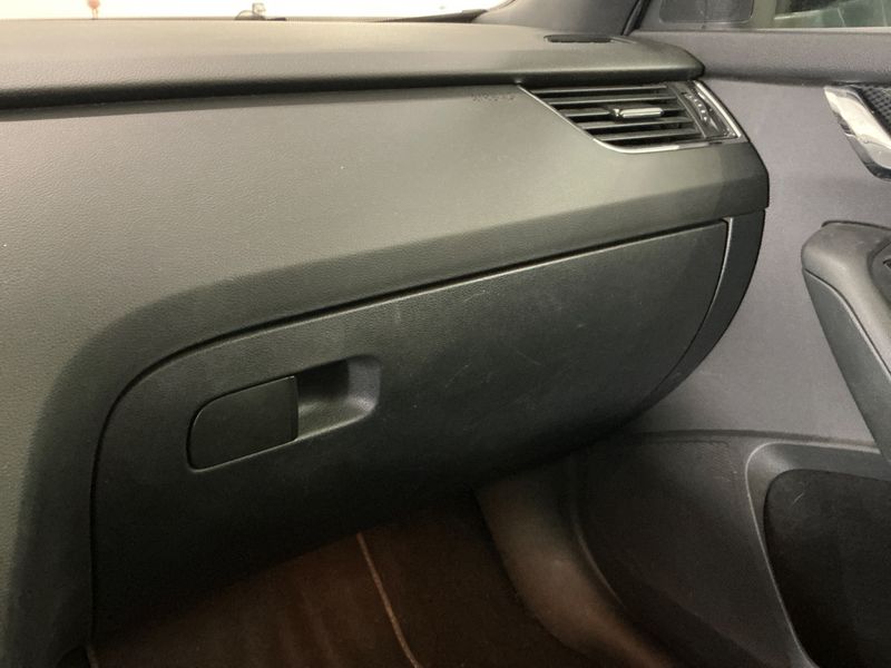 Skoda Octavia 2.0 TDI RS 2014 – снимка 24