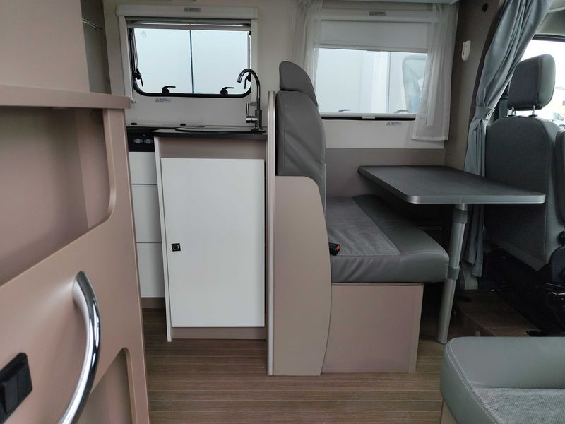 Ford Transit 2.0 TDCi 350 L3 Einzelkabine Trend — zdjęcie 13