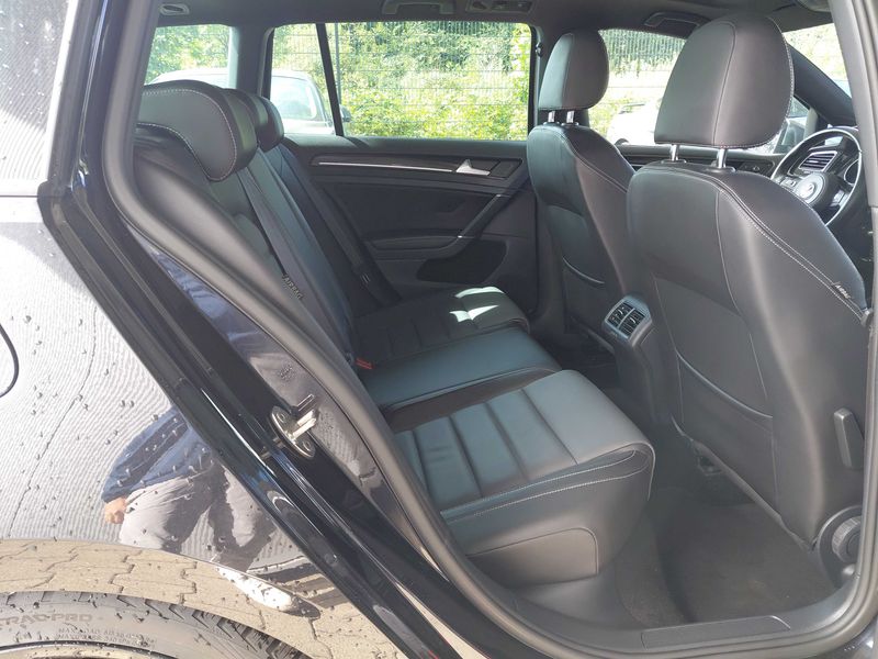 Volkswagen Golf VII 2.0 TSI R 4Motion BlueMotion Tech — zdjęcie 14