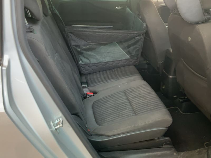 Opel Zafira Tourer 1.4 Turbo Active — zdjęcie 14