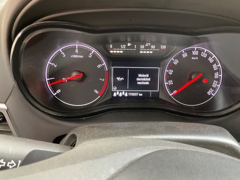 Opel Zafira Tourer 1.4 Turbo Active — zdjęcie 13