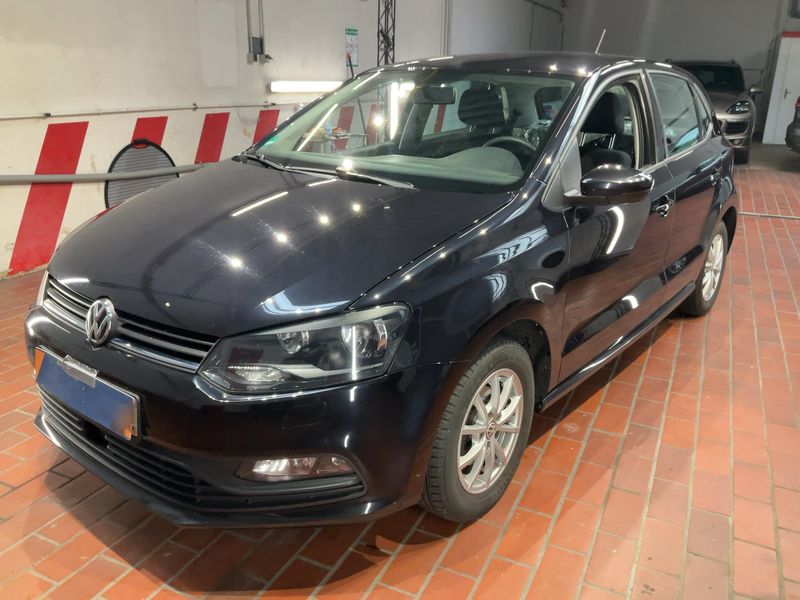 Volkswagen Polo 1.0 Trendline BlueMotion Tech — zdjęcie 2