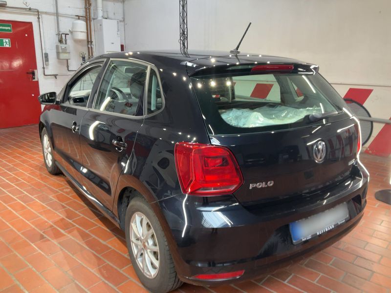 Volkswagen Polo 1.0 Trendline BlueMotion Tech — zdjęcie 3