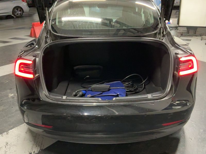 Tesla Model 3 Long Range Dual Long Range Dual AWD — zdjęcie 10
