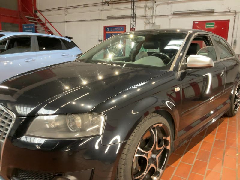 Audi S3 2.0 TFSI quattro — zdjęcie 2