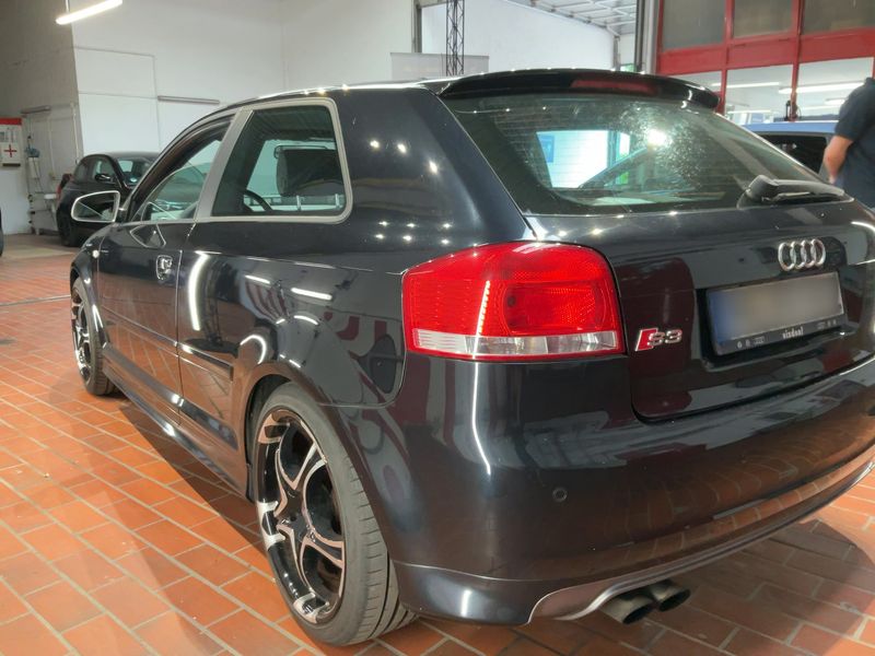 Audi S3 2.0 TFSI quattro — zdjęcie 3