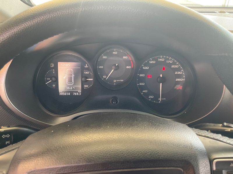 Seat Leon 2.0 TDI FR 2010 – снимка 18