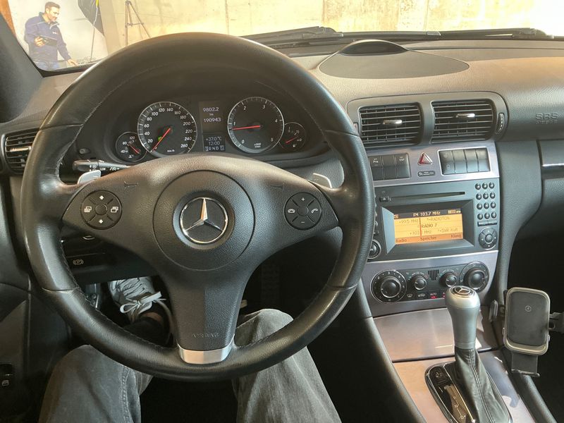 Mercedes-Benz CLC-Klasse CLC 220 CDI — zdjęcie 4