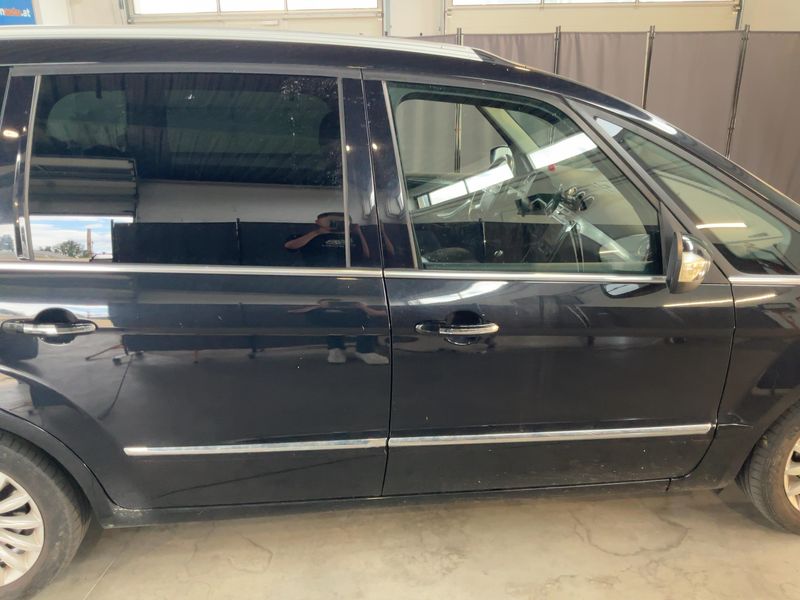 Ford Galaxy 2.0 TDCi Business Plus — zdjęcie 7