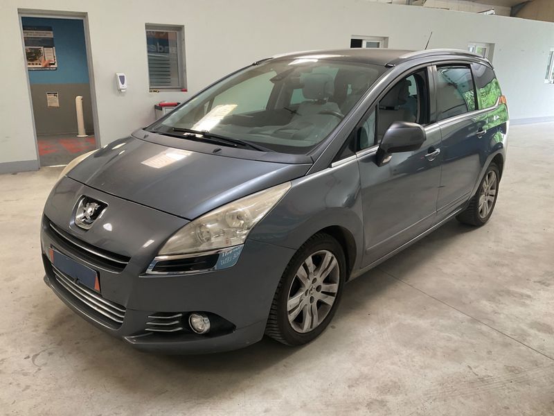 Peugeot 5008 1.6 HDi Allure 2012 – снимка 1