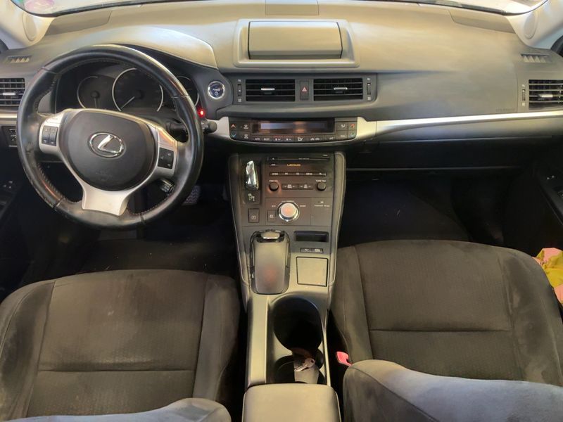 Lexus CT-Serie CT 200h Sensation — zdjęcie 12