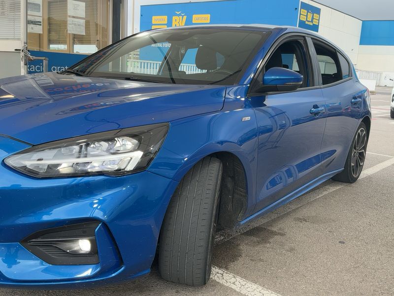 Ford Focus 1.0 EcoBoost ST-Line — zdjęcie 2