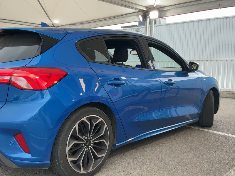 Ford Focus 1.0 EcoBoost ST-Line — zdjęcie 6