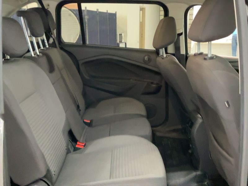 Ford Grand C-Max 1.0 EcoBoost Titanium — zdjęcie 14