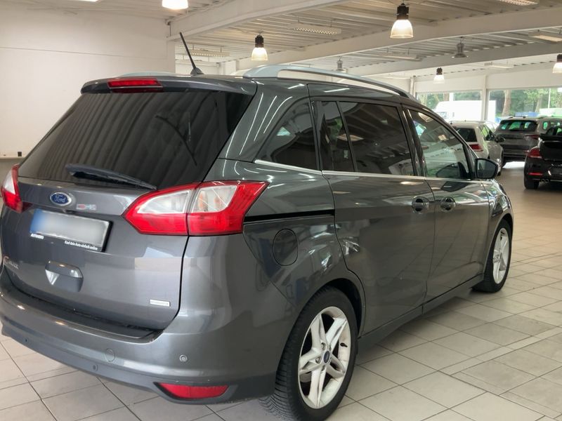 Ford Grand C-Max 1.0 EcoBoost Titanium — zdjęcie 6