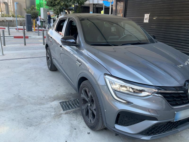 Renault Arkana 1.3 TCe Mild-Hybrid R.S. Line — zdjęcie 8