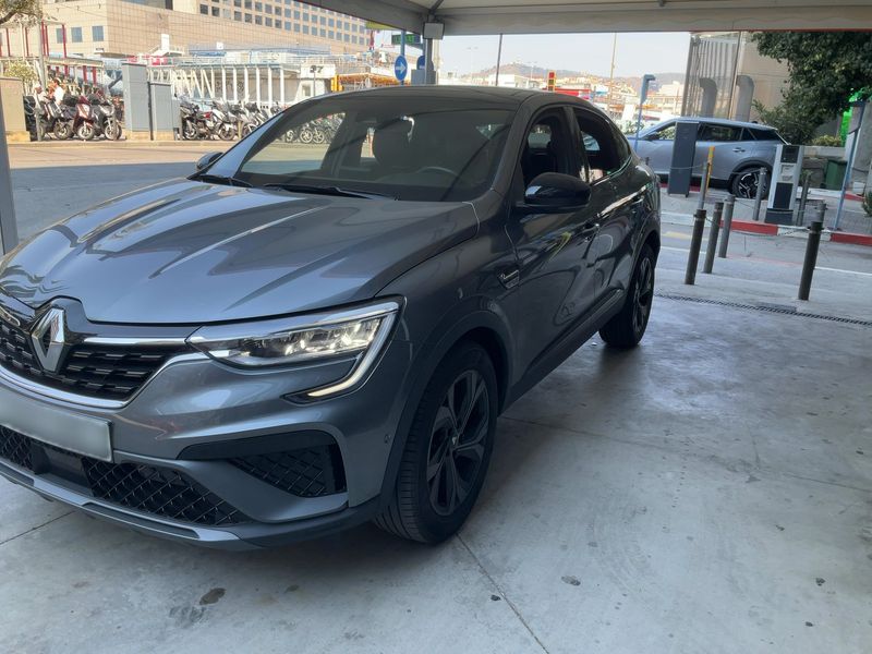 Renault Arkana 1.3 TCe Mild-Hybrid R.S. Line — zdjęcie 2