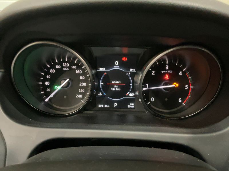 Land Rover Discovery Sport 2.0 Td4 SE AWD — zdjęcie 13