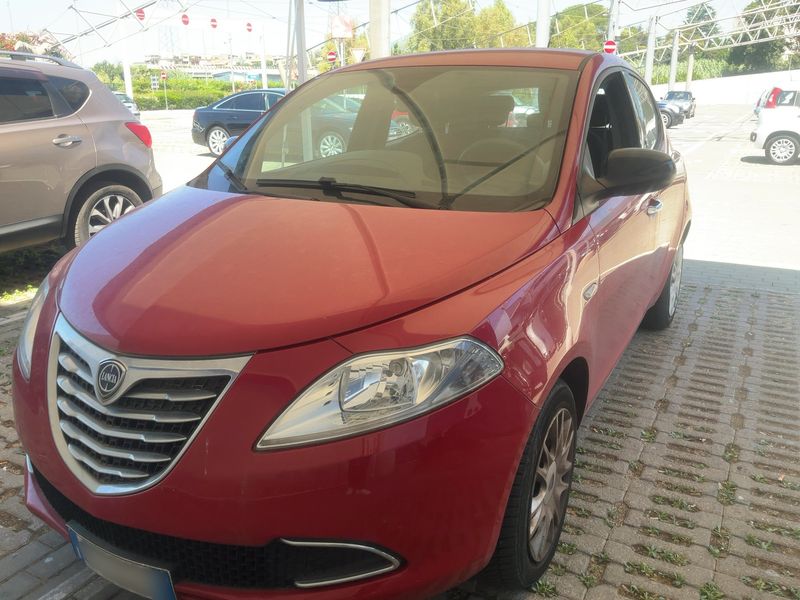Lancia Ypsilon 1.3 JTD Gold