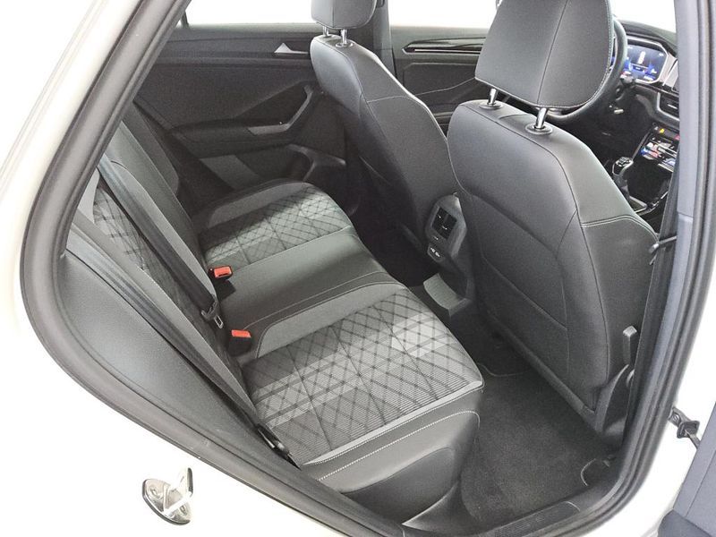 Volkswagen T-Roc 1.0 TSI R-Line — zdjęcie 12