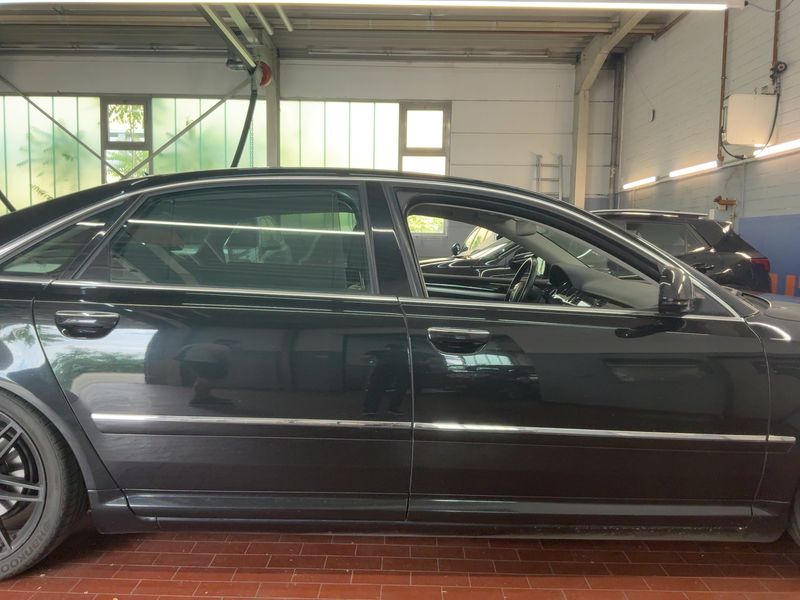 Audi A8 4.2 V8 FSI L quattro — zdjęcie 7