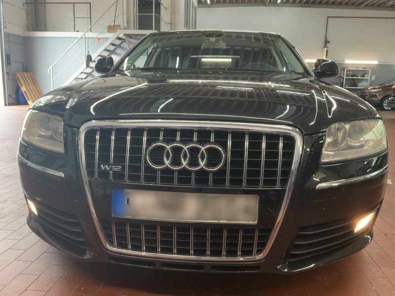 Audi A8 4.2 V8 FSI L quattro — zdjęcie 9