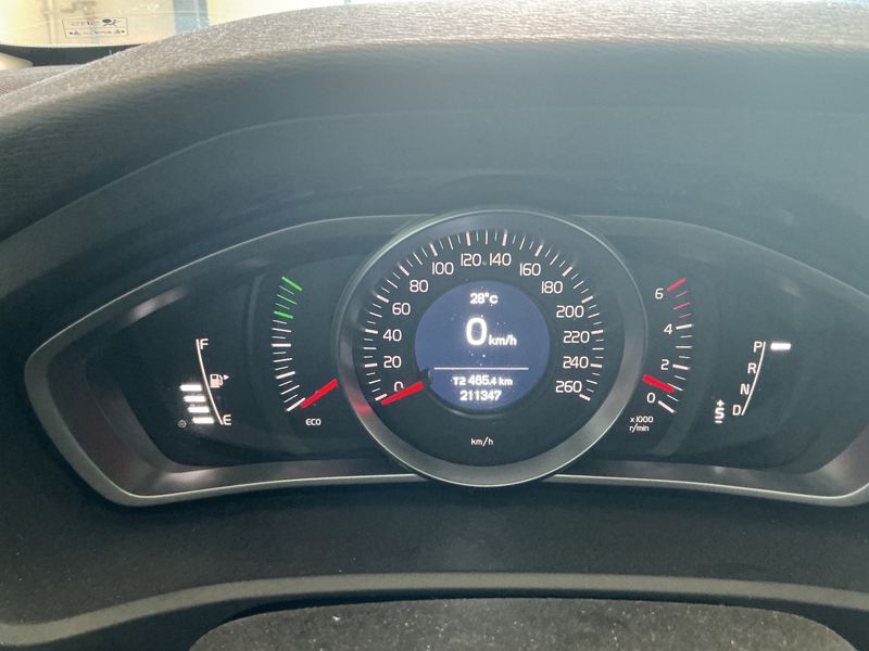 Volvo V40 1.6 D2 Summum 2013 – снимка 18