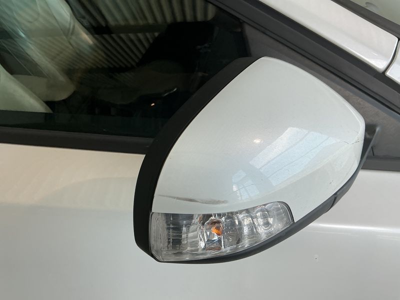 Volvo V40 1.6 D2 Summum 2013 – снимка 25