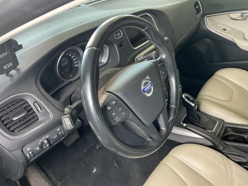 Volvo V40 1.6 D2 Summum 2013 – снимка 35