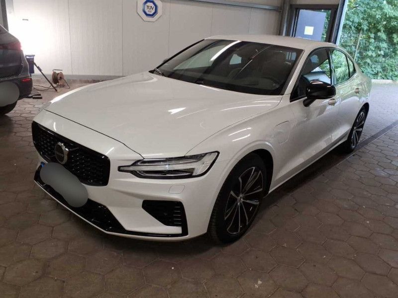 Volvo S60 2023