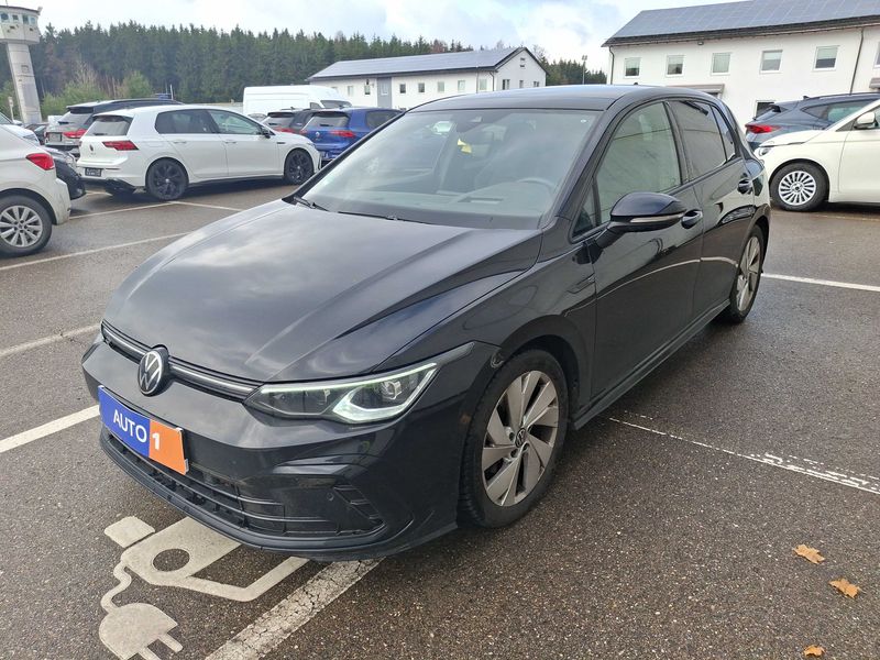 Golf VIII 1.5 eTSI ACT R-Line