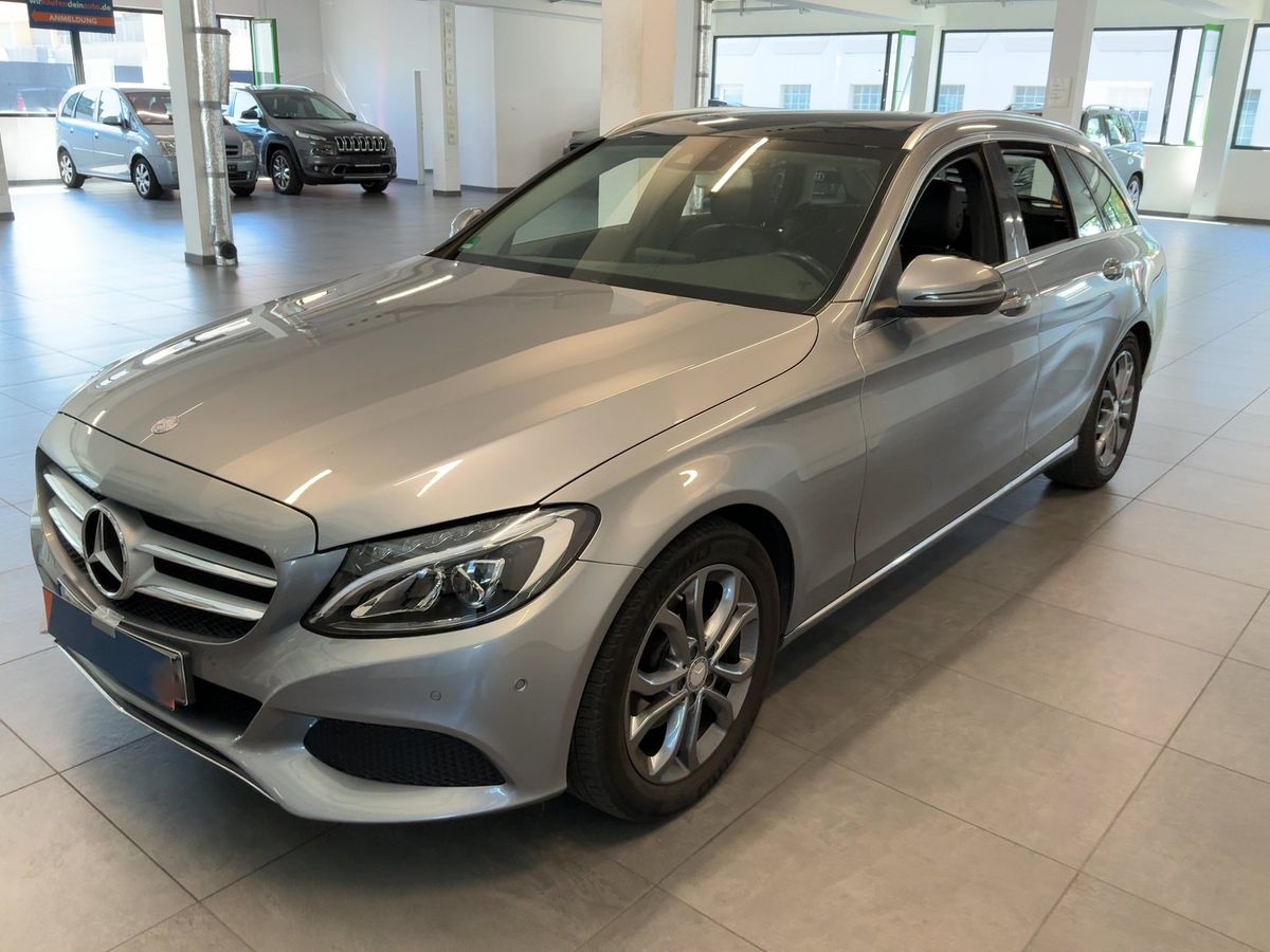 Mercedes-Benz C-Klasse 2016 — photo 1