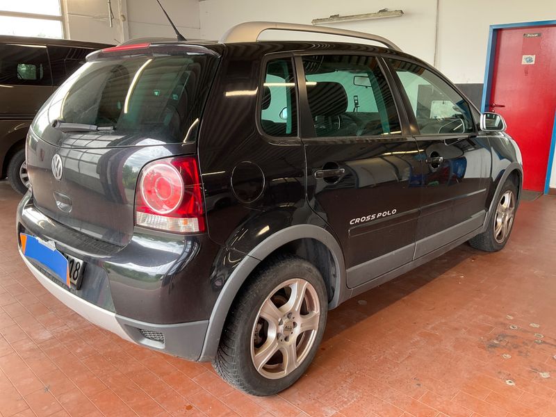 Volkswagen Polo 1.4 CrossPolo — zdjęcie 2