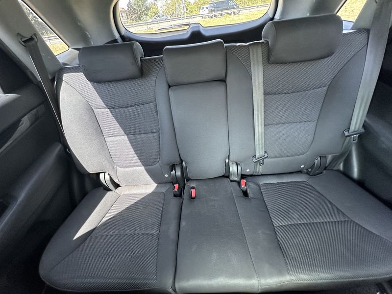 Kia Sorento 2.2 CRDi Active 2WD — zdjęcie 13