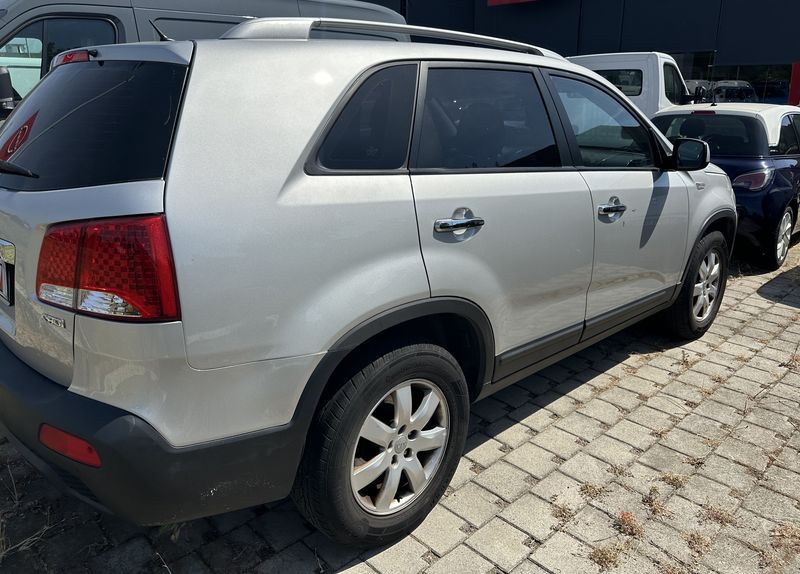 Kia Sorento 2.2 CRDi Active 2WD — zdjęcie 5