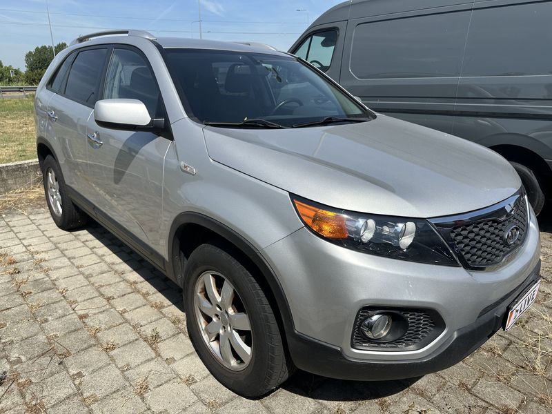 Kia Sorento 2.2 CRDi Active 2WD — zdjęcie 6