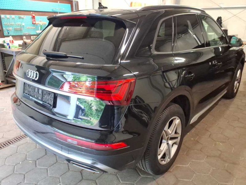 Audi Q5 40 TDI Mild-Hybrid quattro S line — zdjęcie 13