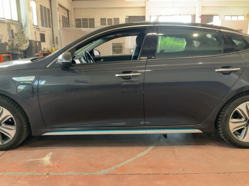 Kia Optima 2.0 Hybrid Base — zdjęcie 4