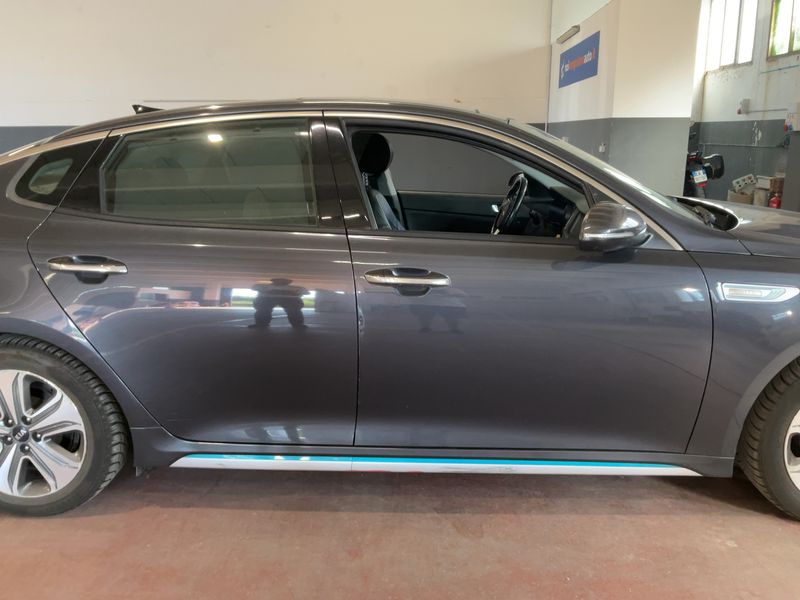 Kia Optima 2.0 Hybrid Base — zdjęcie 7