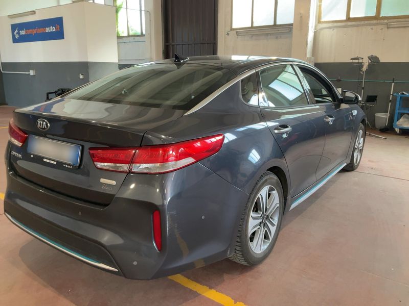 Kia Optima 2.0 Hybrid Base — zdjęcie 6