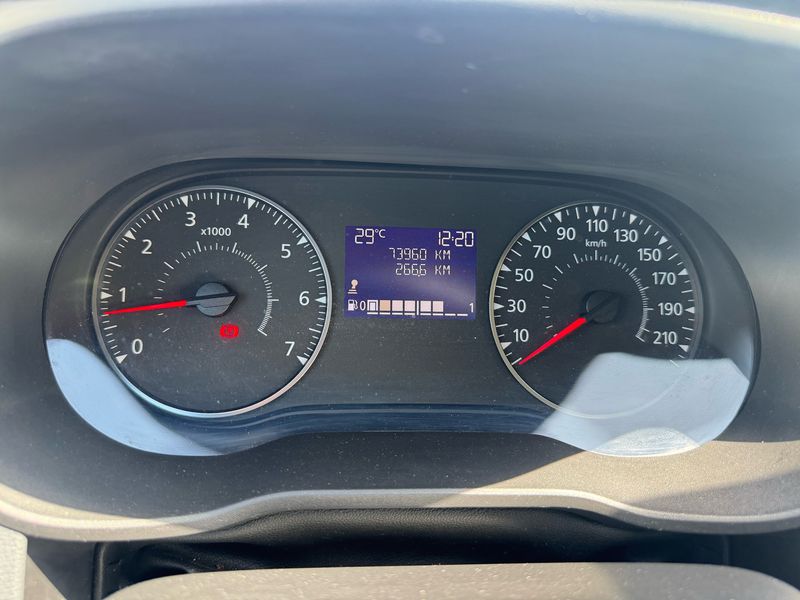 Dacia Duster 1.6 SCe Essential — zdjęcie 12