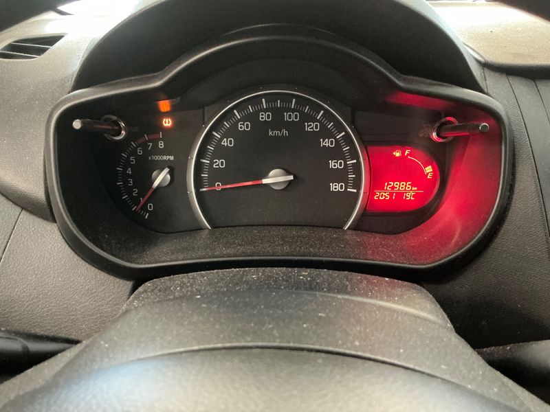 Suzuki Celerio 1.0 Avantage — zdjęcie 13