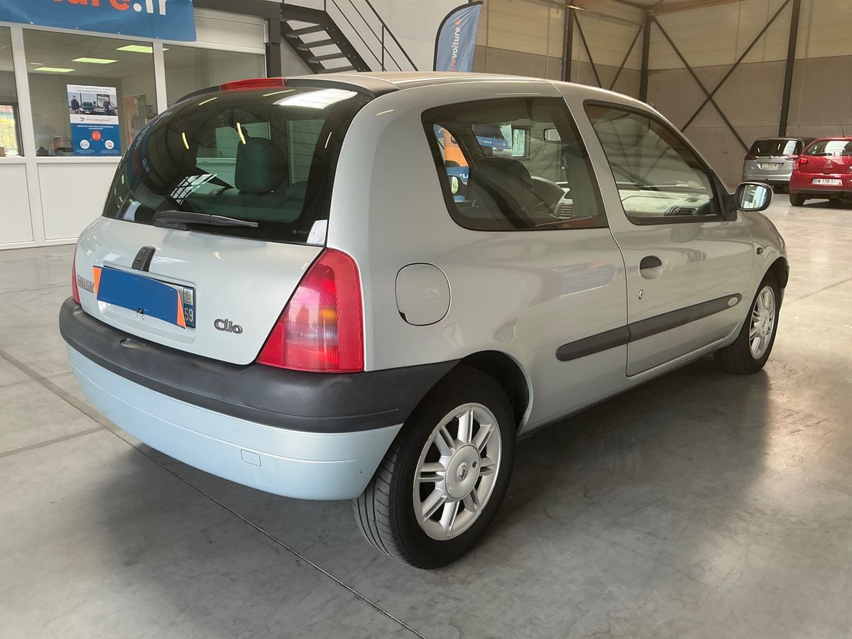 Renault Clio 1.4 Initiale
