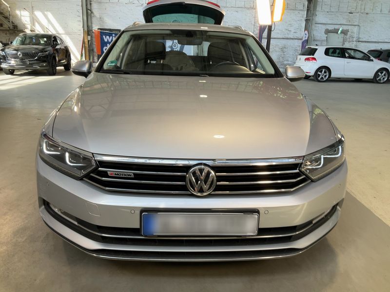 Volkswagen Passat 2.0 TDI Highline 4Motion BlueMotion Tech 2015 – снимка 14