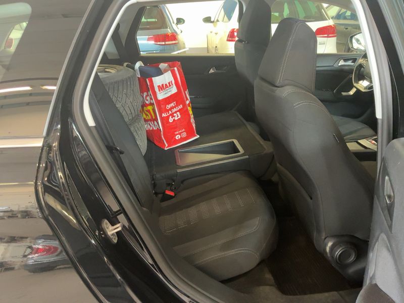 Peugeot 308 1.6 Blue-HDi Allure — zdjęcie 14