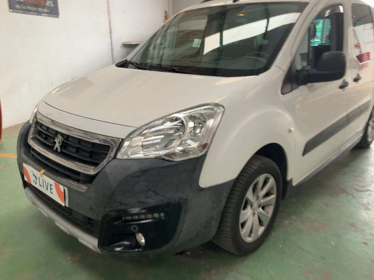 Peugeot Partner 1.2 PureTech Outdoor