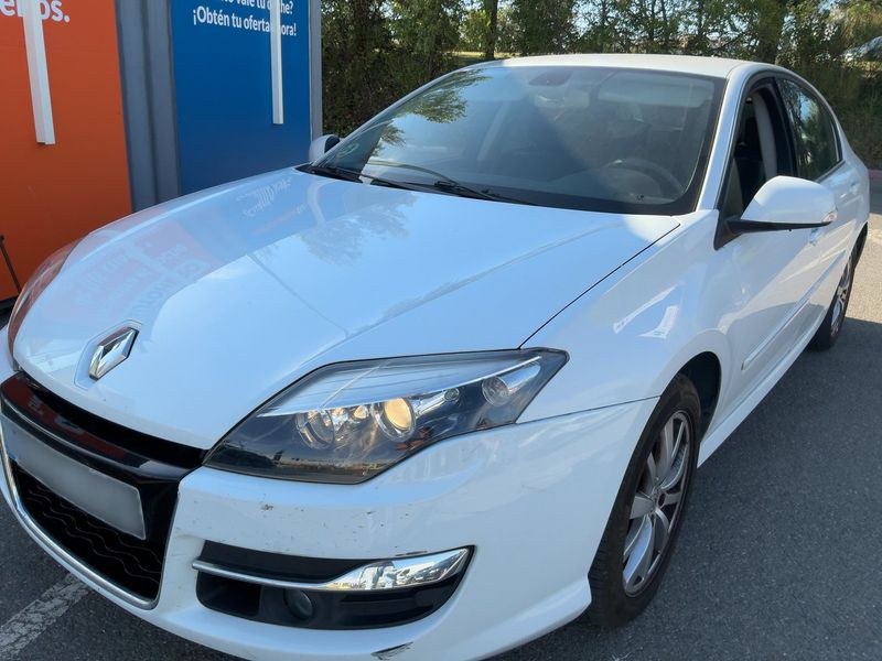 Renault Laguna 2.0 dCi Dynamique TomTom 2011 – снимка 2