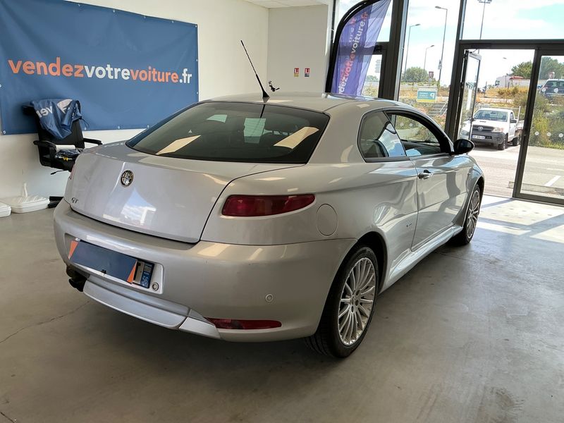 Alfa Romeo Alfa GT 1.9 JTD M-Jet Distinctive Collezione — zdjęcie 2